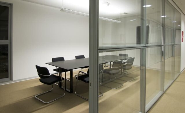 Meeting room with glass partitioning